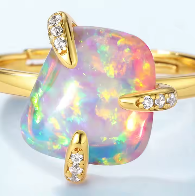 Stjärnstoft, ring med opal